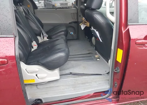 2013 Toyota Sienna Le V6 8 Passenger from USA, damaged, VIN 5TDKK3DC6DS281023